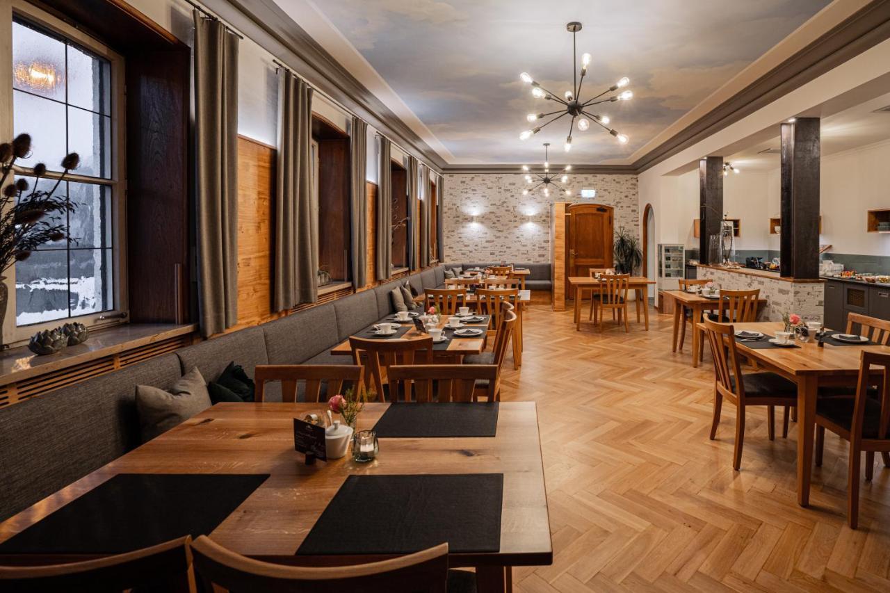 Hotel Zu Den Drei Kronen Donauwörth المظهر الخارجي الصورة